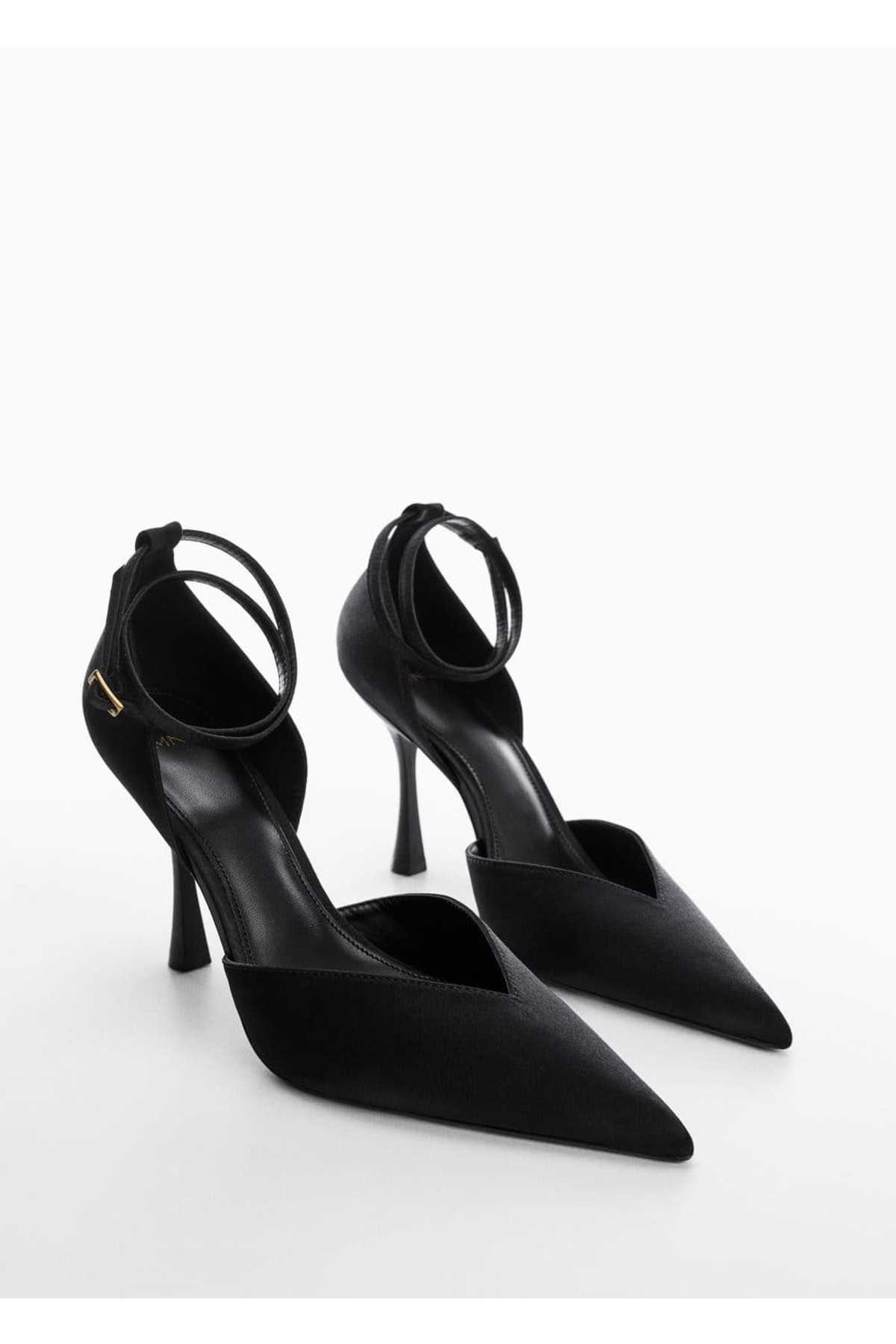 Pointed Toe Lace-Up Ankle Boots 47042518 حذاء مدبب مربوط من الكاحل ...