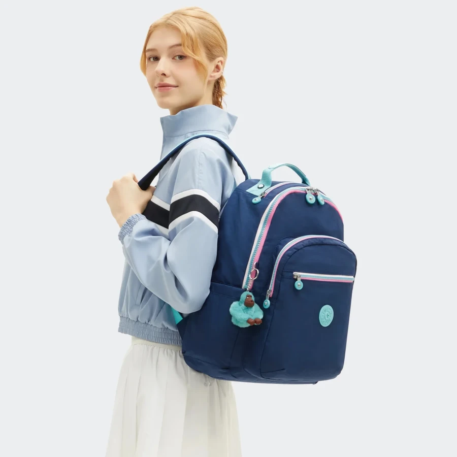 RESORT NAVY