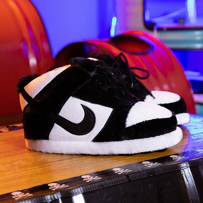 انتوف شتائي بتصميم نايك جوردن Nike jordan winter slipper مسواگ