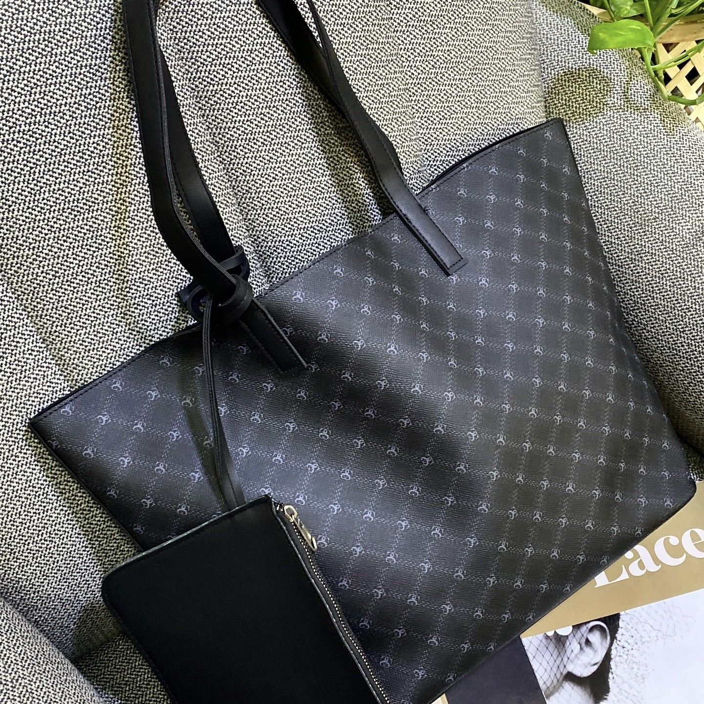 Women bag