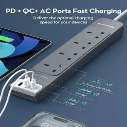 شريط كهرباء من راف باور PC1039 مع شحن PD بقدرة 30 واط، 4 منافذ تيار متردد (AC)، 2 منافذ USB-A، منفذ USB-C واحد، طول 3 أمتار RAVpower PC1039 PD30W 4 AC 2A 1C Ports Power Strip 3m