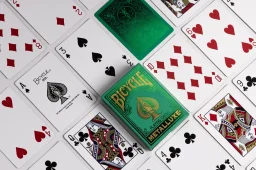 أوراق لعب بايسكل ميتاللوكس باللون الأخضر Playing Cards: Bicycle - Metalluxe Green