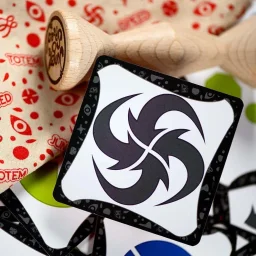 لعبة سرعة الغابة Jungle Speed (Eco-Pack)