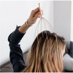 جهاز تدليك الرأس بالنحاس Kikkerland HEAD MASSAGER COPPER