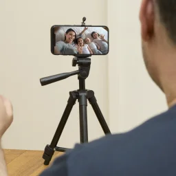 حامل ثلاثي قابل للتمديد Kikkerland Extendable Tripod