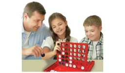 لعبة 4 في صف واحد والسلّم والثعبان 2 في 1 من أمباسادور Ambassador 4-in-a-Row & Snakes and Ladders Combo