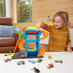 مجموعة لعب مدينة هوت ويلز "محطة غسيل السيارات الكهربائية" Hot Wheels City Electric Car Wash Playset