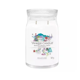 شمعة "يانكي كاندل" (Yankee Candle) الحجم الكبير (Signature Large Jar) - أضواء سحرية ساطعة Yankee Candle Signature Large Jar - Magical Bright Lights
