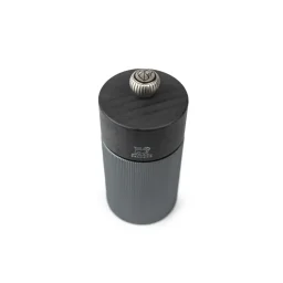مطحنة فلفل "بيجو لاين" (Peugeot Line) بطول 12 سم - لون كربون داكن Peugeot Line Pepper Mill 12cm - Dark Carbone
