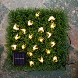 كيكر لاند شريط إضاءة LED على الطاقة الشمسية شكل نحلة Kikkerland Solar Bee String Lights
