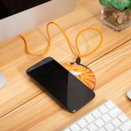 كيكر لاند شاحن لاسلكي على شكل قطة نائمة Kikkerland Sleepy Cat Wireless Charger