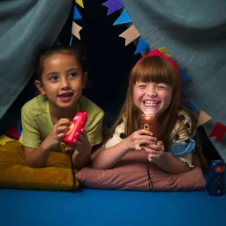 كيكر لاند كشاف ضوئي ضاغط كيدوكي Kikkerland Kidoki Squeeze Flashlight