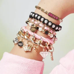 ميك إت ريل جوسي كوتور أساور سلسلة ذهبية عريضة - حروف Make It Real Juicy Couture Gold Bold Chain Bracelets - Letters