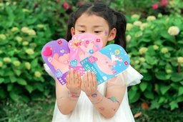 ملصقات أظافر بفيونكات وقلوب وأحجار لامعة – 261 قطعة Bow, Heart and Sparkling Gem Nail Stickers - 261 Pieces