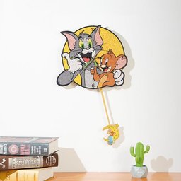 ساعة حائط توم وجيري – بازل خشبي 220 قطعة Tom and Jerry Wooden Puzzle Wall Clock - 220 Pieces