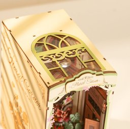 زاوية الأزهار المصغّرة Floral Corner Book Nook