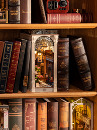 ممر العشاق الرومانسي – زاوية كتب Romantic Lovers' Lane Book Nook