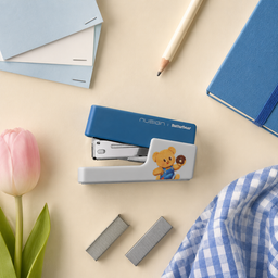 كباسة زرقاء بشخصية الدب اللطيف Cute Bear Blue Stapler