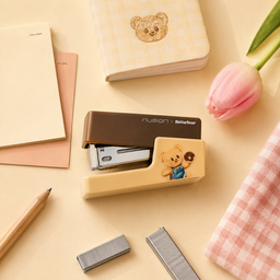 كباسة زرقاء بشخصية الدب اللطيف Cute Bear Blue Stapler