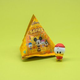 صندوق مفاجآت ديزني ميني – سلسلة الجلوس Disney Mini Sitting Series Blind Box