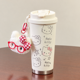 كوب سفر هيلو كيتي برسومات متكررة مع تعليقة Hello Kitty Patterned Travel Mug with Charm