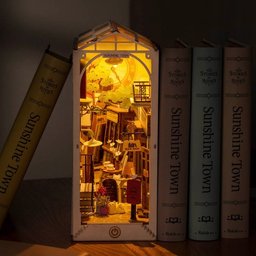 زاوية الكتب – مدينة الشمس Sunshine City Book Nook
