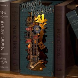 بيت الكتب السحري المصغّر Magical Miniature Book House