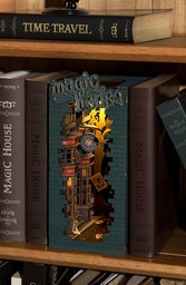 بيت الكتب السحري المصغّر Magical Miniature Book House