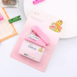 كابسة مكتبية صغيرة – وردي Small Pink Desk Stapler