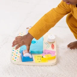 ميليسا آند دوغ لوحة أنشطة مكتبية للعمل واللعب Melissa & Doug Work & Play Desktop Activity Board