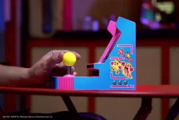 مشغل الألعاب My Arcade Ms. Pac-Man جويستيك: ألعاب أركيد الكلاسيكية، ألعاب ريترو، جهاز ألعاب فيديو صغير، وضعان للعب، هدية مثالية لأعياد الميلاد My Arcade Ms. Pac-Man Joystick Player: Arcade Classics, Retro Games, Mini Video Game Console, 2 Game Modes, Birt