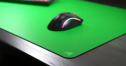 لوحة ماوس للألعاب جلوريوس (Glorious) شاشة خضراء مقاس XXL الممتد (36×18 بوصة) Glorious Green Screen Gaming Mouse Pad XXL Extended 36"x18"
