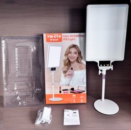 إضاءة تصوير LED YM-C19 قياس 19 إنش بقوة 20W مع ستاند أرضي - CRI 95+ وحرارة لون 2500-9900K YM-C19 LED Fill Light 19 Inch 20W