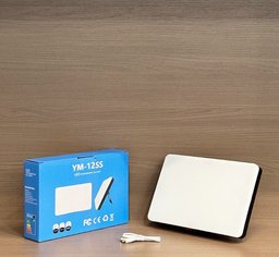لوحة إضاءة فيديو RL-12SS ثنائية اللون بقوة 9W و168 حبة LED - بطارية حتى 3 ساعات بحجم 22 × 16 سم YM12SS LED Fill Light Panel 9W