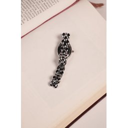 ساعة كارتير نسائية فضية مرصعة مع تصميم بيضاوي فاخر Women's Silver Cartier Watch & Classic Dial
