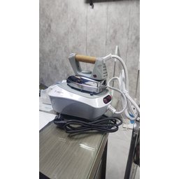 مكواة بخاري يدوي Handheld garment steamer