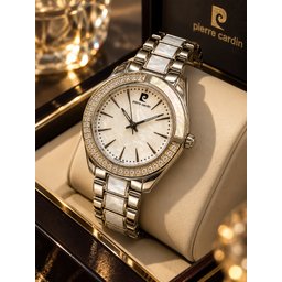 ساعة نسائيه من بيير كاردان الفرنسيه pierre cardin watch