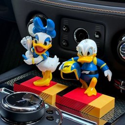 ميكي وأصدقاؤه – صندوق مفاجآت يوم السباق F1 Mickey and Friends F1 Race Day Blind Box