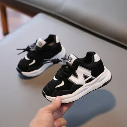 ترينشوز نيو بثلاث الوان Tracksuit Three Colors
