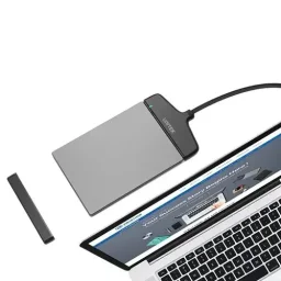 يونيتيك Y-1096 محول يو إس بي-إيه 3.0 إلى 2.5 بوصة SATA III مع UASP - أسود UNITEK Y-1096 USB-A 3.0 to 2.5-inch SATA III Adapter with UASP - Black