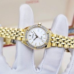 ساعة للنساء بقطر 26 mm Women's watch 26 mm