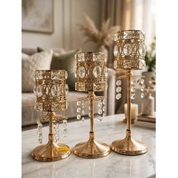 شمعدان ثلاثي ذهبي candle holder