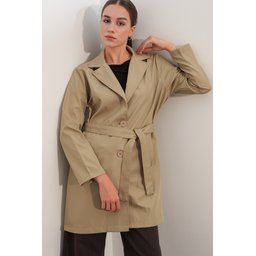 معطف ترنش نسائي قصير بحزام 5990 - بيج فاتح Women's Belted Short Trench Coat 5990 - Light Beige