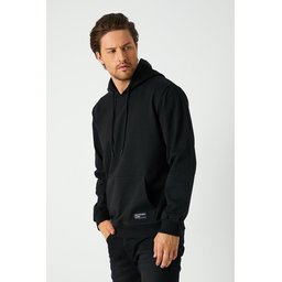 سويت شيرت رجالي أسود بغطاء رأس وجيب كانجارو Men's Black Hooded Sweatshirt with Kangaroo Pocket