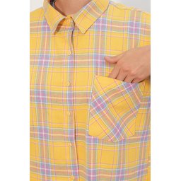 قميص نسائي 3854 كاروهات بجيبين - خردلي 3854 Women's Plaid Double Pocket Oversize Shirt - Mustard