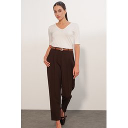 بنطلون قماش نسائي بحزام 30136 - بني Women's Belted Fabric Trousers 30136 - Brown