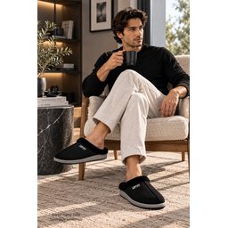 شبشب منزلي رجالي شتوي LAFONT من Muggo مبطن بالفرو ونعل مريح - أسود Muggo LAFONT Men's Winter Home Slippers - Fur Lined, Comfortable Sole - Black