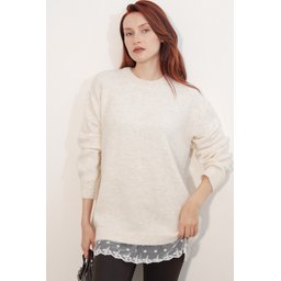 كنزة نسائية تريكو فضفاضة بتفاصيل تول 15968 - كريم Women's Oversize Knit Sweater with Tulle Detail 15968 - Cream