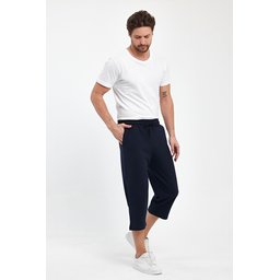 شورت برمودا رجالي كابري كحلي بجيوب جانبية وخصر مطاطي قابل للتعديل Men's Navy Bermuda Capri Shorts with Side Pockets and Adjustable Elastic Waist