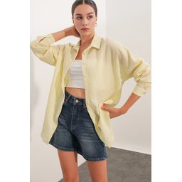 قميص نسائي فضفاض مخطط 20407 - أصفر Women's Striped Oversize Shirt 20407 - Yellow